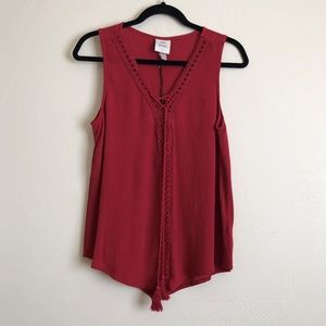 NWT Knox Rose Red Top with Lace Edging and Tassles